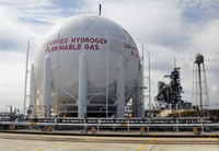 Picture of Liquid hydrogen storage tank (850,000 gallons) at NASA KSC.