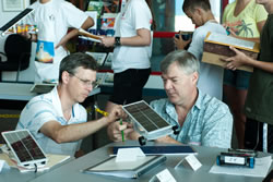 JSS Tecnical judges looking at cars